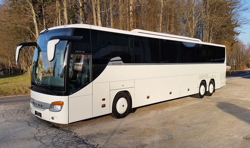 Saxony-Anhalt: Buses hire in Merseburg in Merseburg and Germany